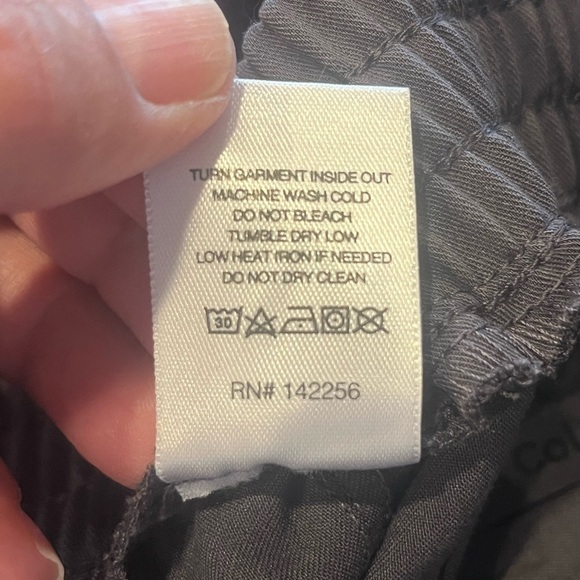 FIGS Charcoal High Waisted Yola Skinny Scrub Pants - Picture 5 of 5